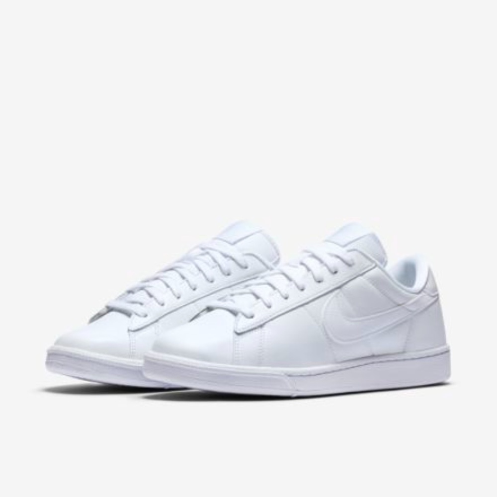 NIKE Tennis Classic Shoes